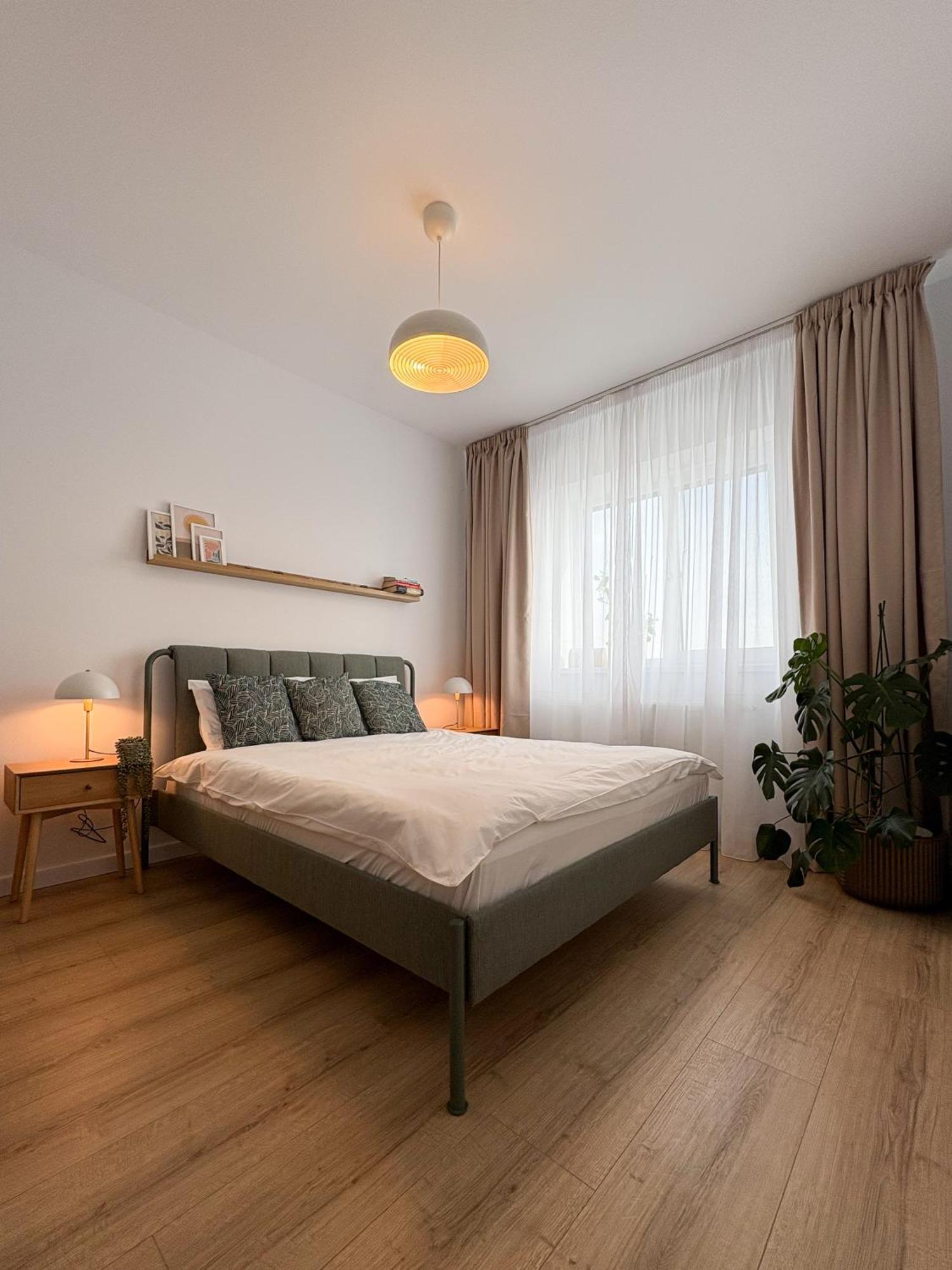 The Cozy Flat - Modern, New, 2 Rooms Apartment, Parking Бухарест Экстерьер фото