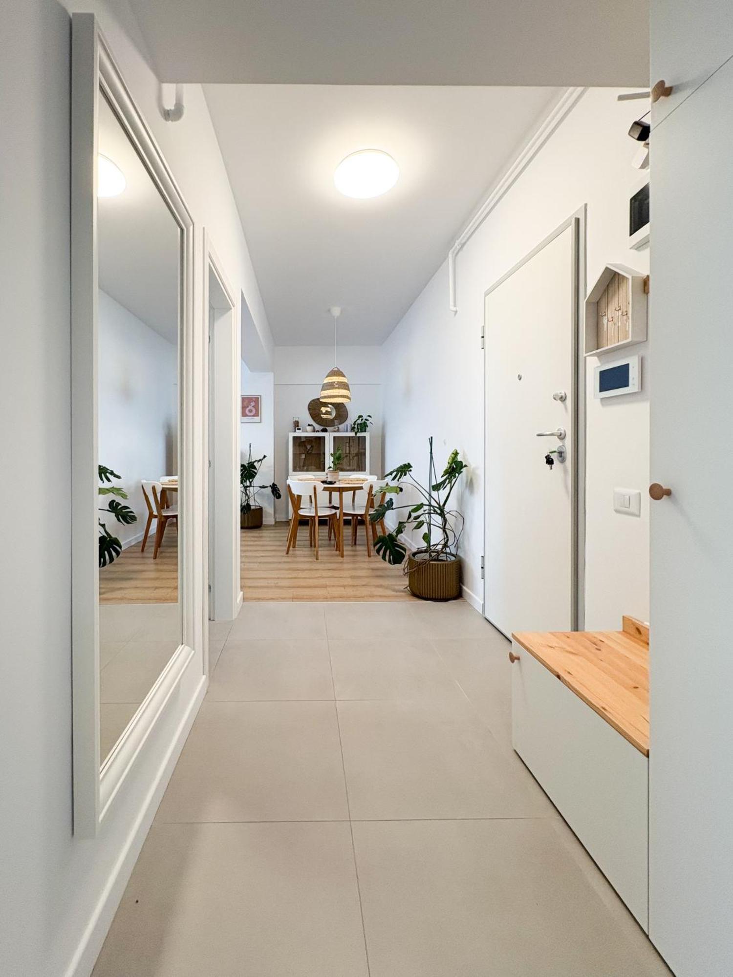 The Cozy Flat - Modern, New, 2 Rooms Apartment, Parking Бухарест Экстерьер фото