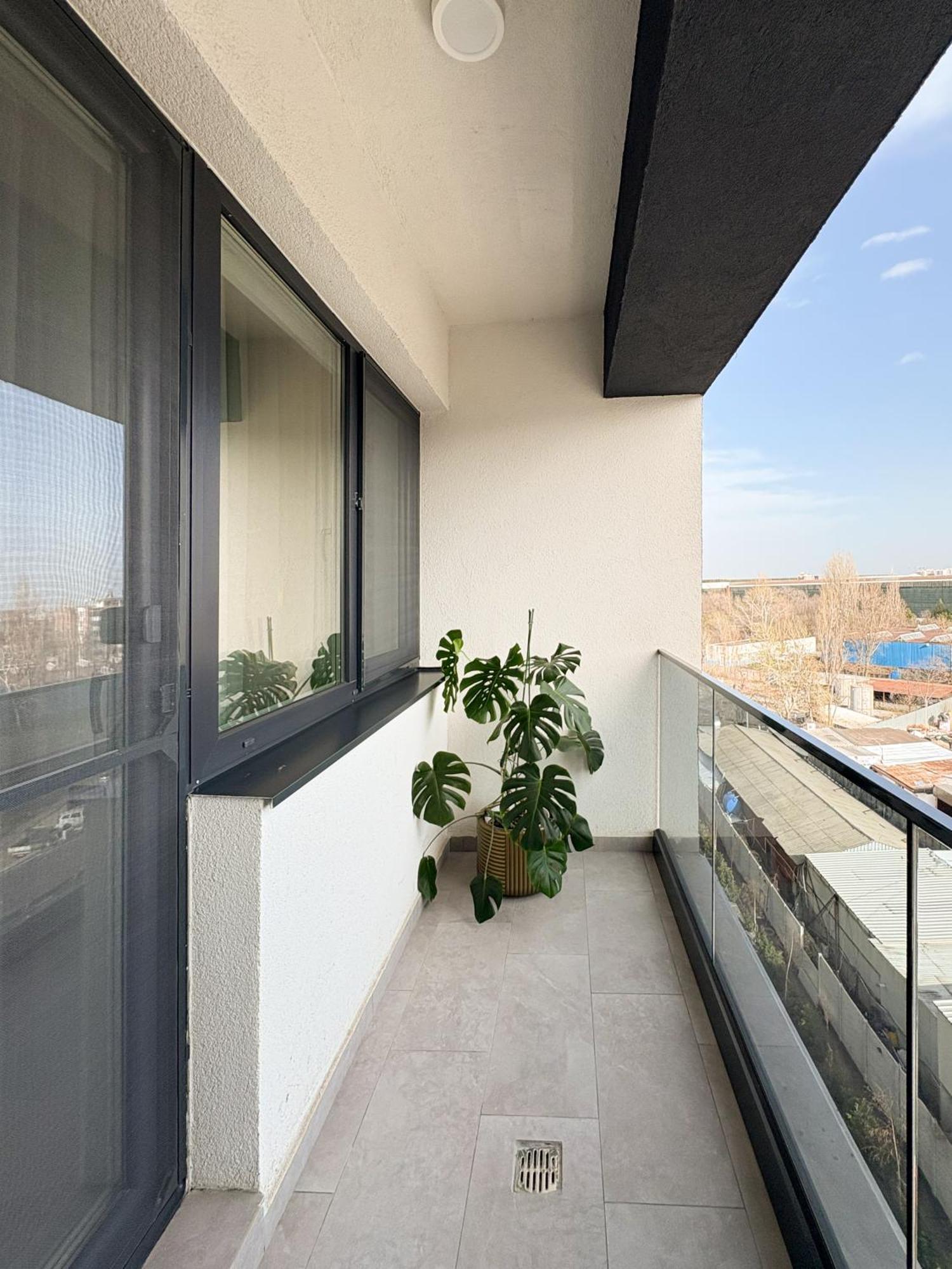 The Cozy Flat - Modern, New, 2 Rooms Apartment, Parking Бухарест Экстерьер фото
